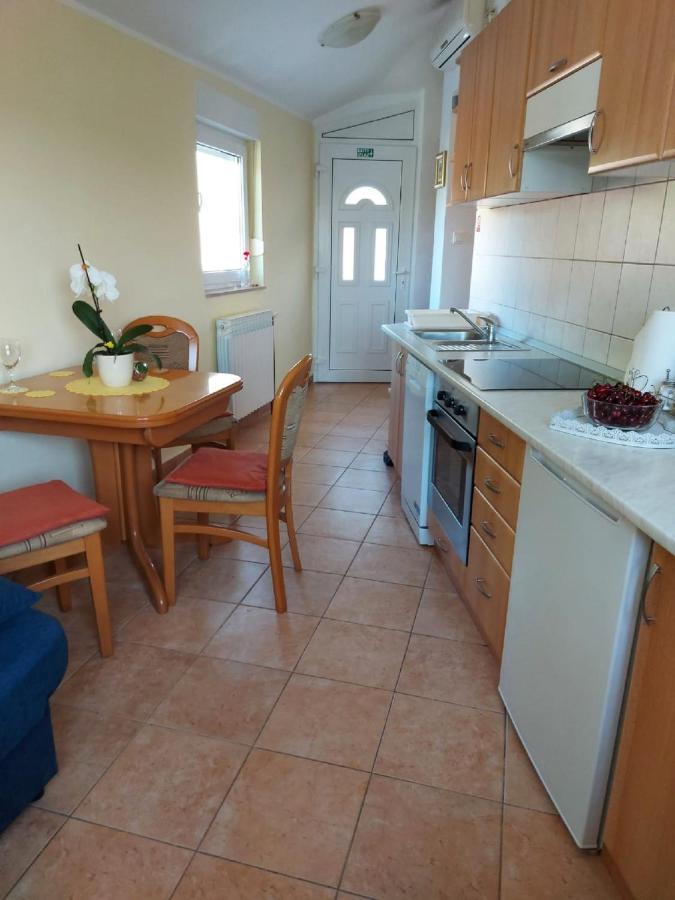 Apartman Luka Jadrtovac المظهر الخارجي الصورة
