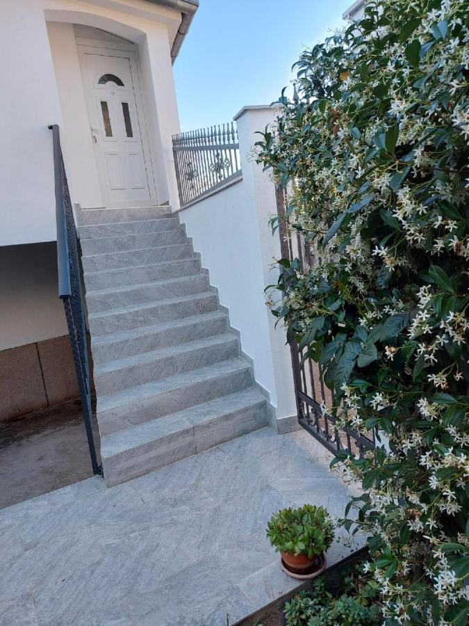 Apartman Luka Jadrtovac المظهر الخارجي الصورة