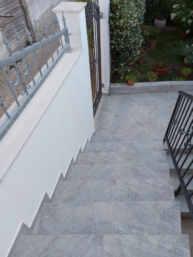 Apartman Luka Jadrtovac المظهر الخارجي الصورة